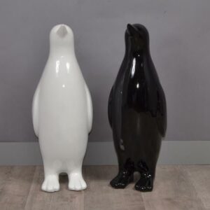 pingouin-deco-noir-blanc-drimmer-boisetdeco-cambrai-design-BOIS&DECO-nord-beauvois-cambresis-cambrai-douai-valenciennes-decoration-meubles-salons