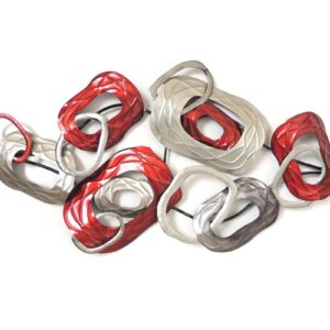 deco-murale-metal-anneaux-entremeles-rouge-gris