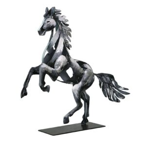 statue originale cheval cabre gris