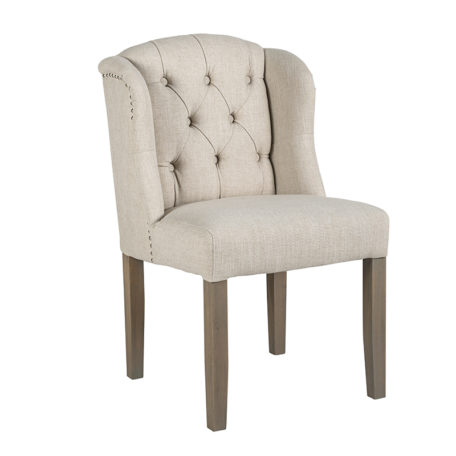 chaise-moderne-macy-tissu-lin-beige-naturel-clous-argent-poignet-dos-pieds-bois-confort-richmond-interiors-magasin-meubles-tendance-boisetdeco