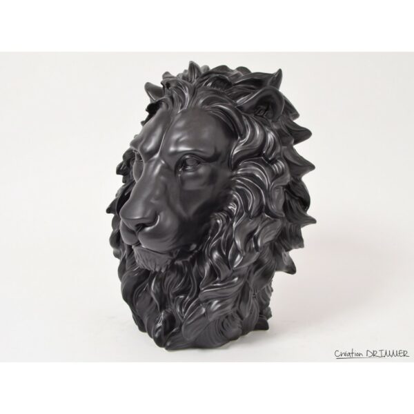 KING – Image 3