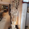 lampadaire branches lianes bois naturel