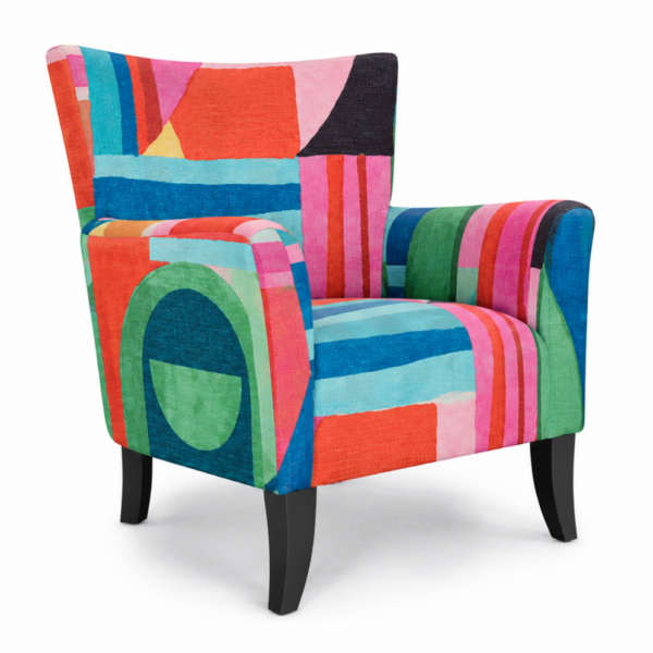 Fauteuil ARIAM réalisé sur mesure dans un tissu très coloré.