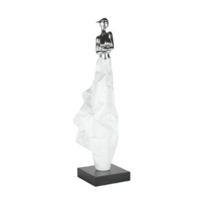 statue femme sensuelle robe blanche