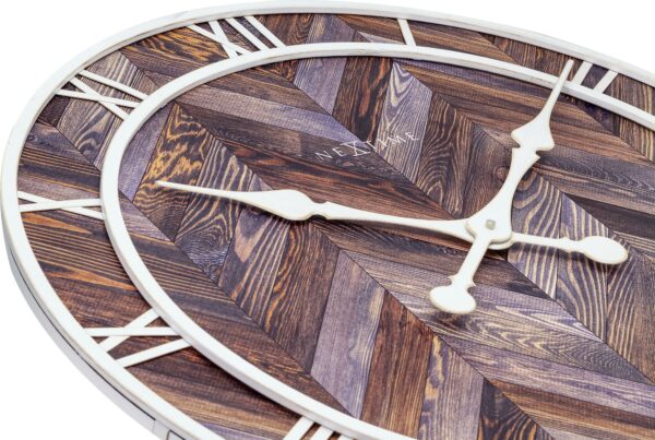Horloge ronde en bois et metal blanc de la collection NEXTIME