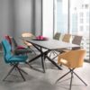 chaises confortable haut dossier colorées