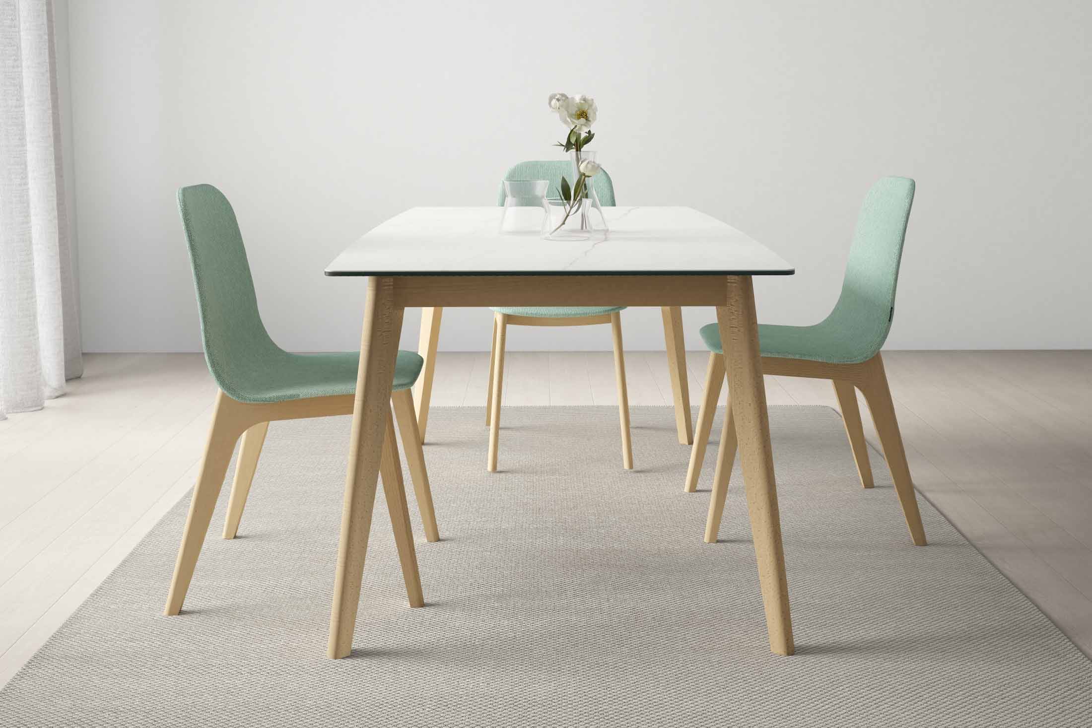 table scandinave bois et chaises