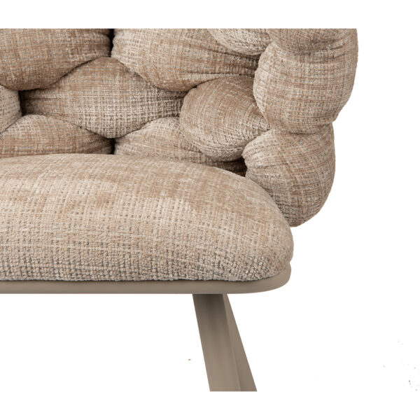 Chaise moderne et design avec noeuds et pied en métal laqué noir