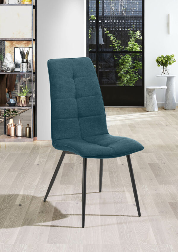 Chaise moderne confortable tissu bleu turquoise pieds noirs