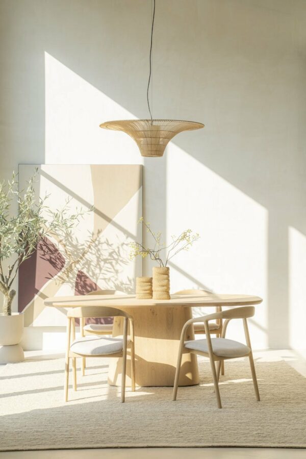 Chaise en bois avec assise en tissu au design minimaliste et moderne - VAYREN