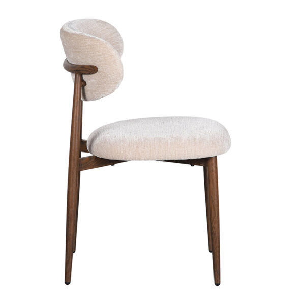 Chaise en avec assise et dossier en tissu. Pieds imitation bois.